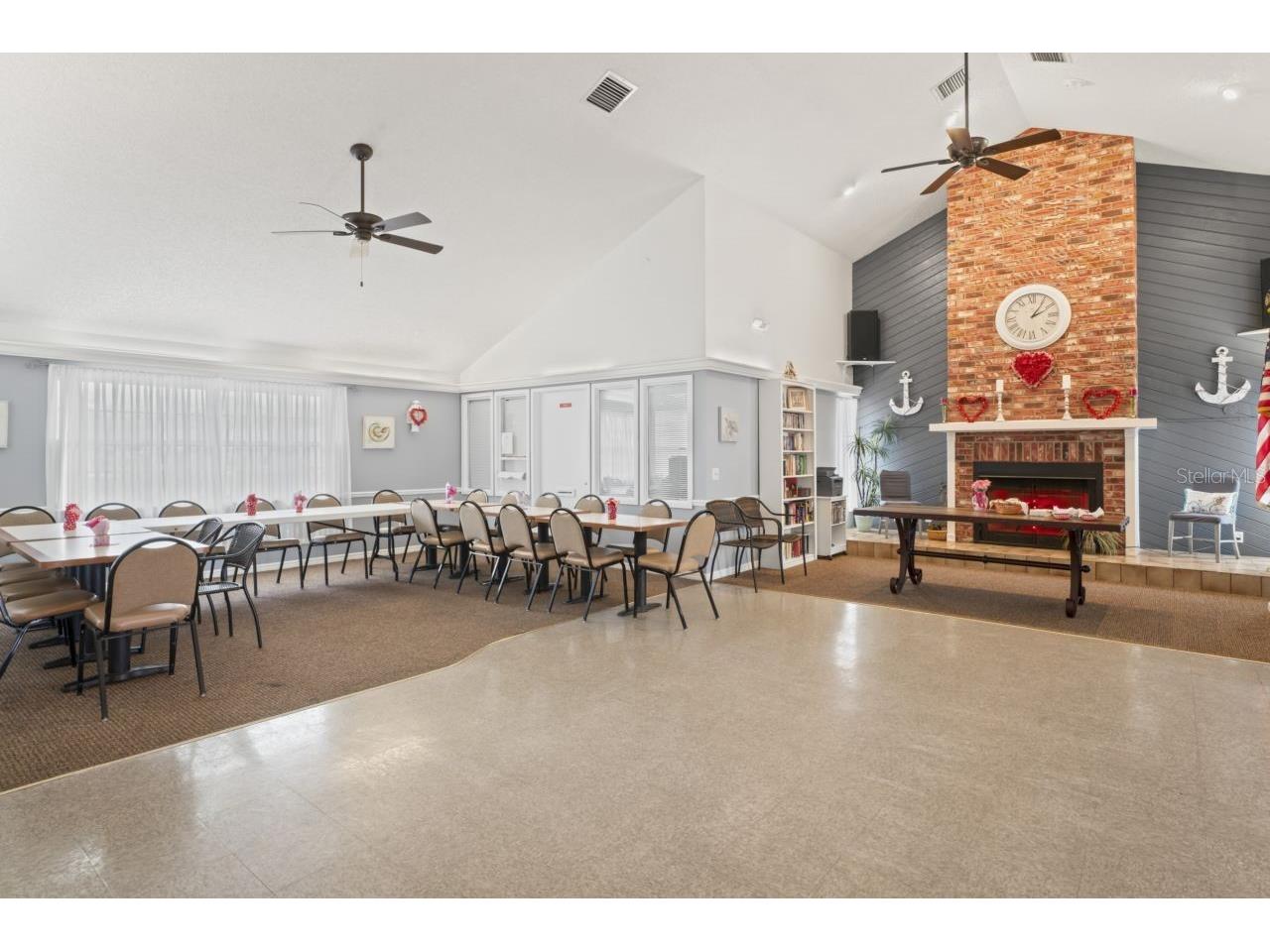 6710 Hickorywood Ln #1B New Port Richey FL 34653 W7874234 image47