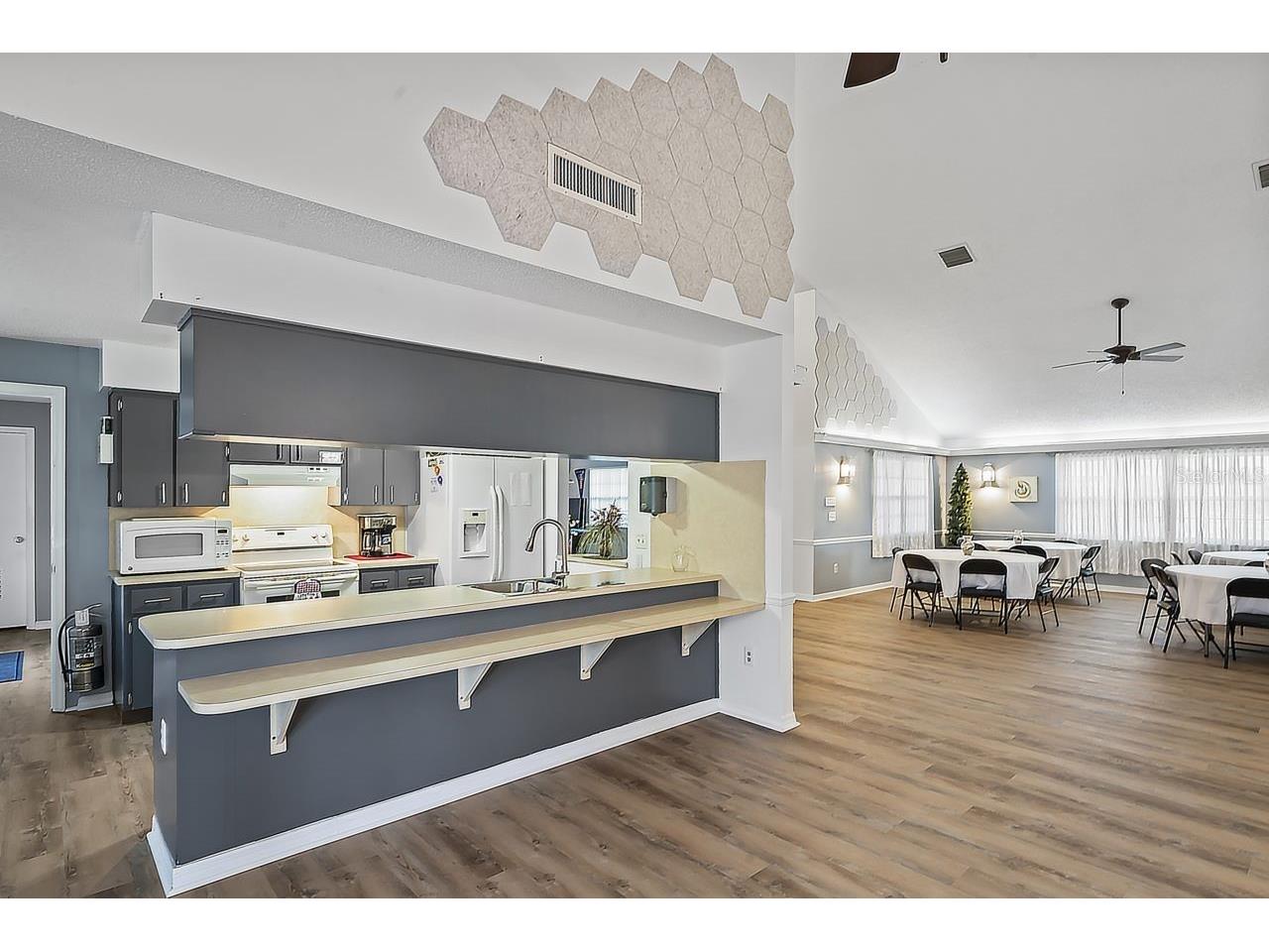 6710 Hickorywood Ln #1B New Port Richey FL 34653 W7874234 image58