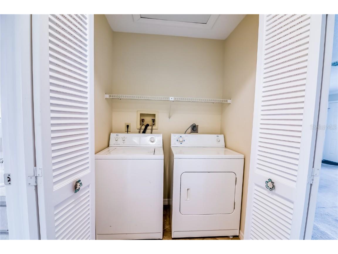 6710 Hickorywood Ln #1B New Port Richey FL 34653 W7874234 image8