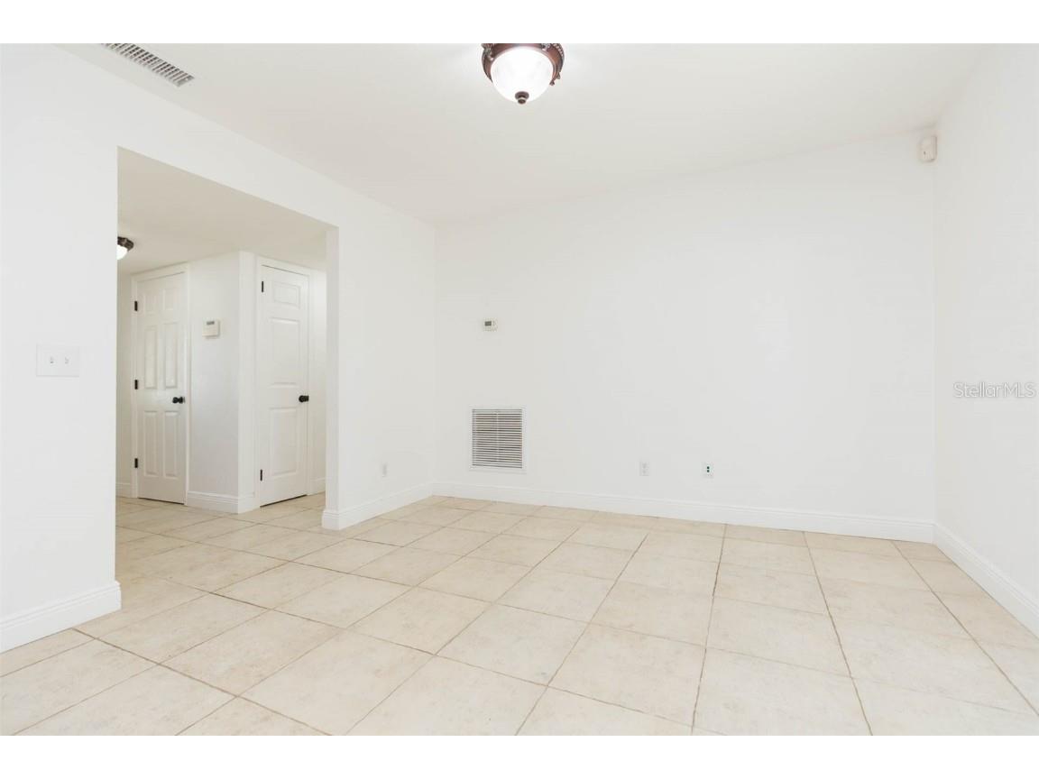 6710 Mornay Circle Tampa FL 33615 TB8453703 image12