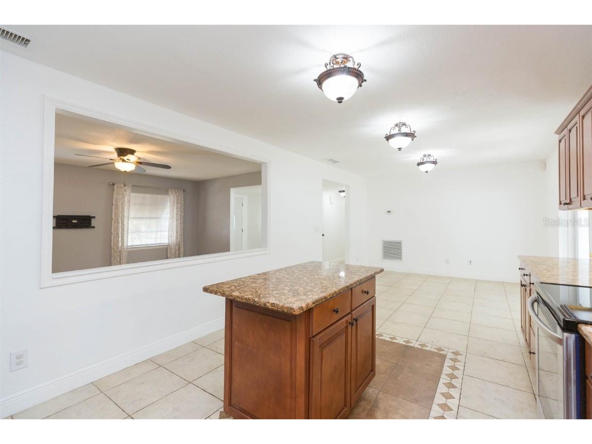 6710 Mornay Circle Tampa FL 33615 TB8453703 image15