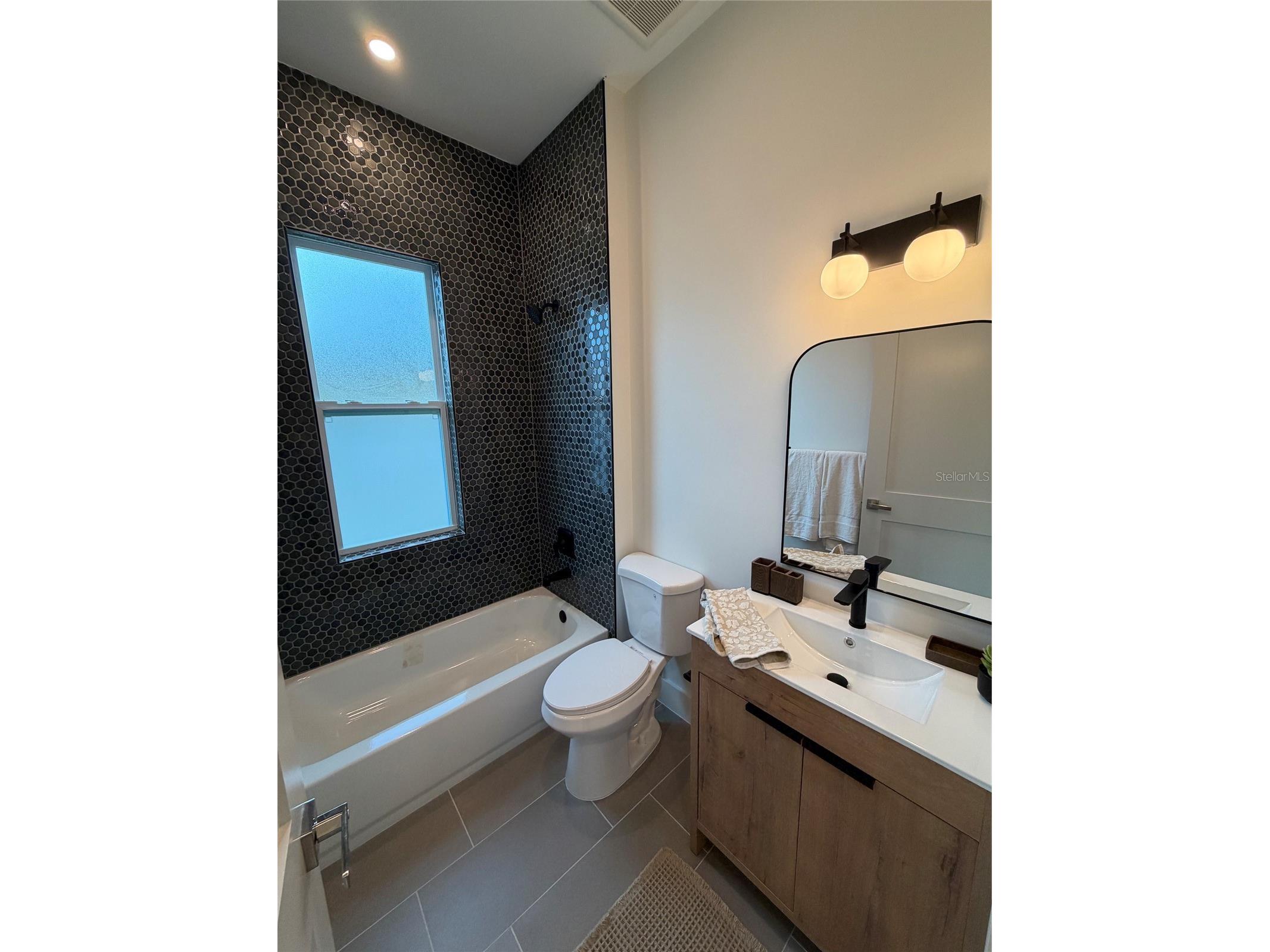 6710 N 17 Street Tampa FL 33610 TB8513698 image21