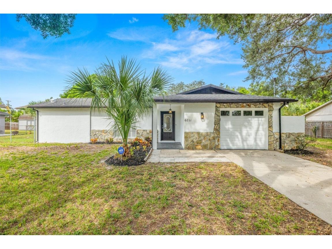 6711 S Englewood Avenue Tampa FL 33611 TB8428515 image1