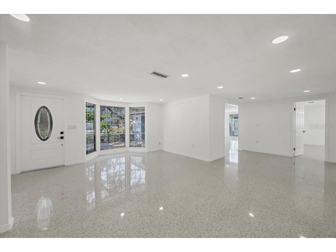 6711 S Lockwood Ridge Road Sarasota FL 34231 A4668944 image11