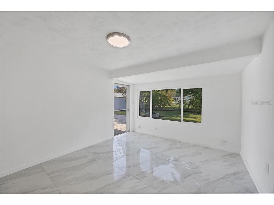 6711 S Lockwood Ridge Road Sarasota FL 34231 A4668944 image23