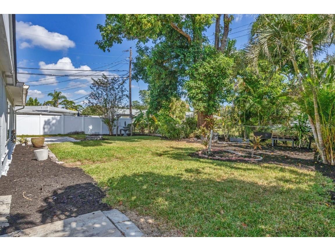 6711 S Lockwood Ridge Road Sarasota FL 34231 A4668944 image29