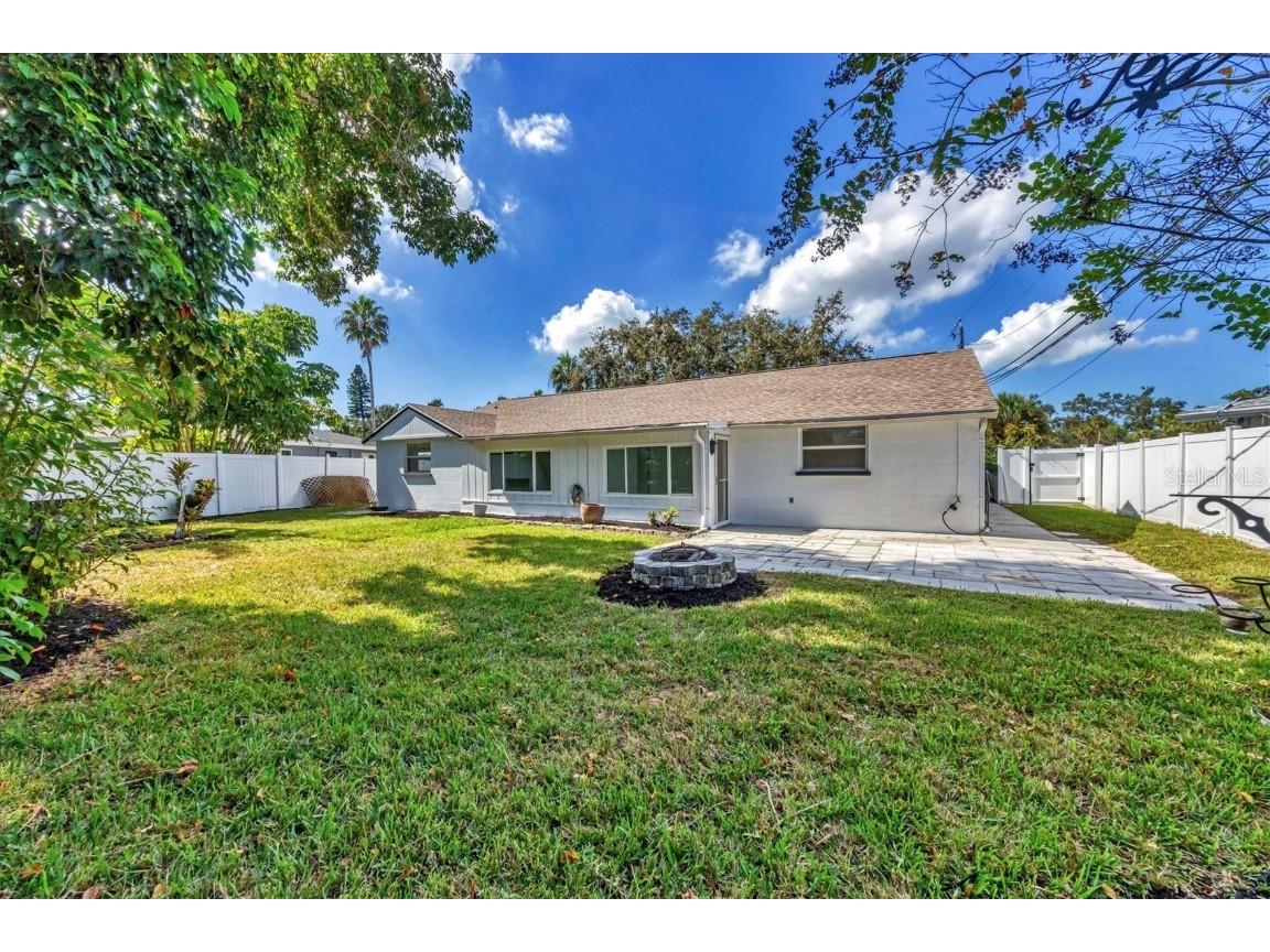 6711 S Lockwood Ridge Road Sarasota FL 34231 A4668944 image31