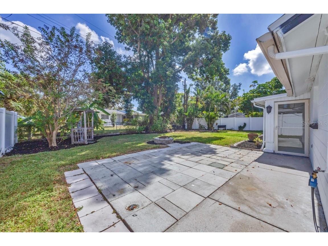 6711 S Lockwood Ridge Road Sarasota FL 34231 A4668944 image33