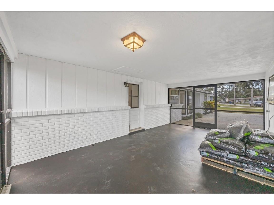 6711 S Lockwood Ridge Road Sarasota FL 34231 A4668944 image36