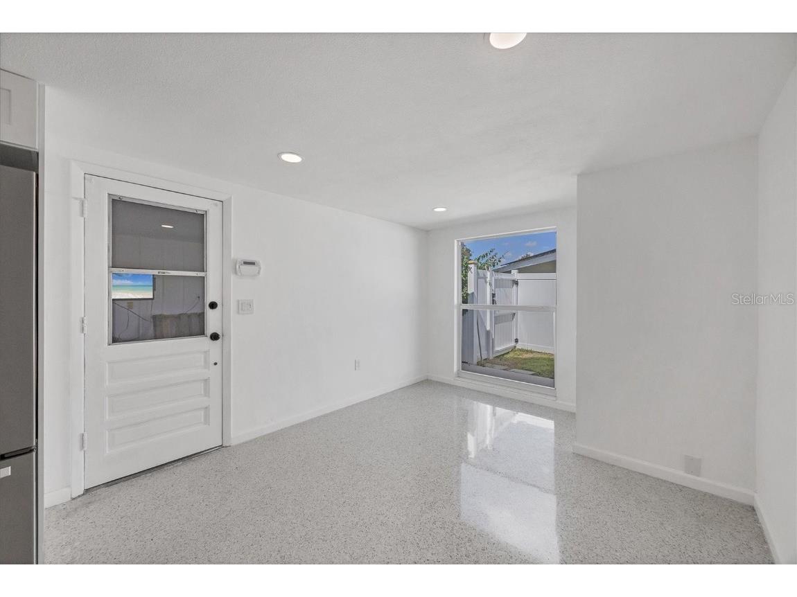 6711 S Lockwood Ridge Road Sarasota FL 34231 A4668944 image7