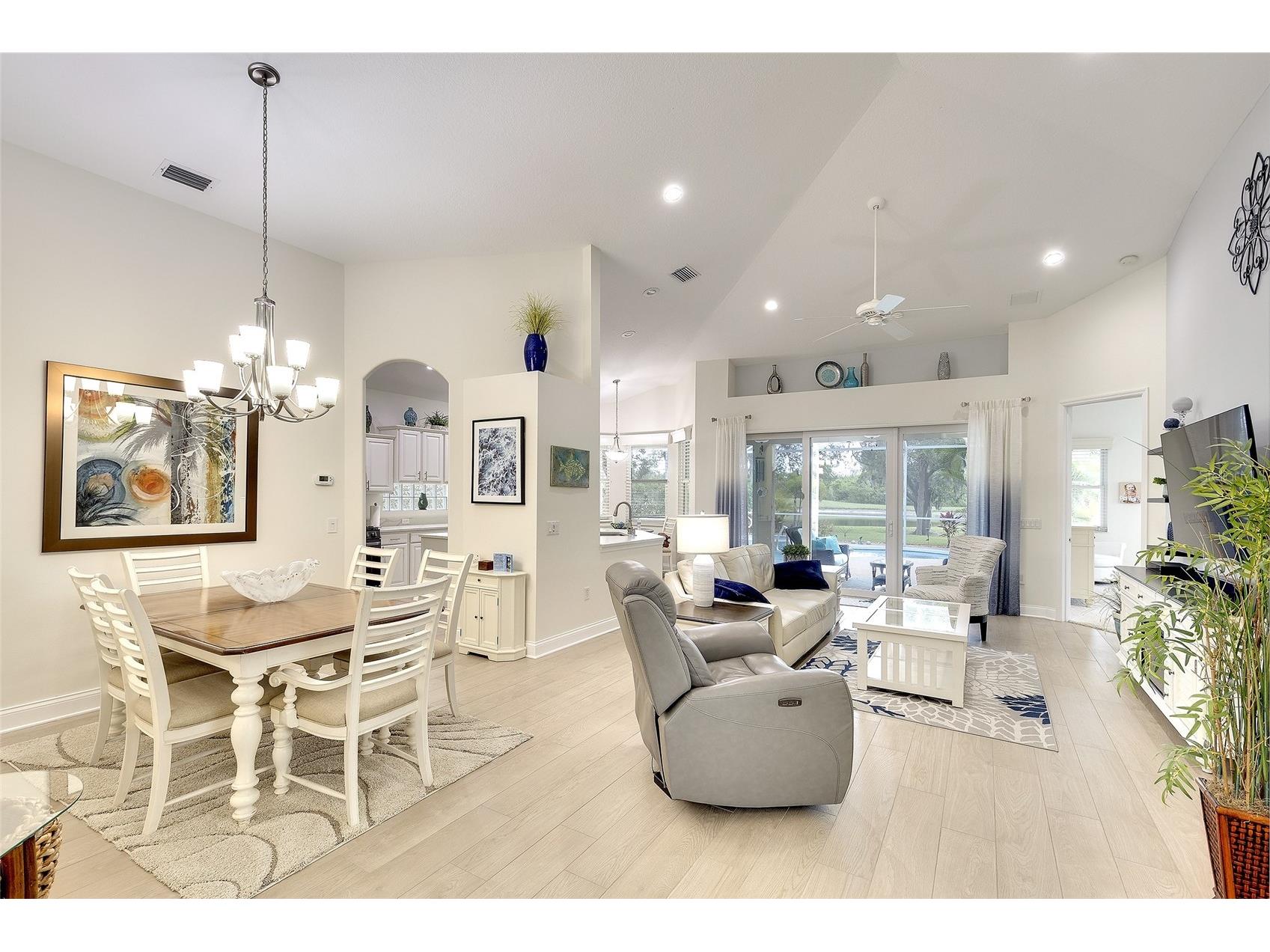 6711 Tailfeather Way Bradenton FL 34203 A4692332 image4