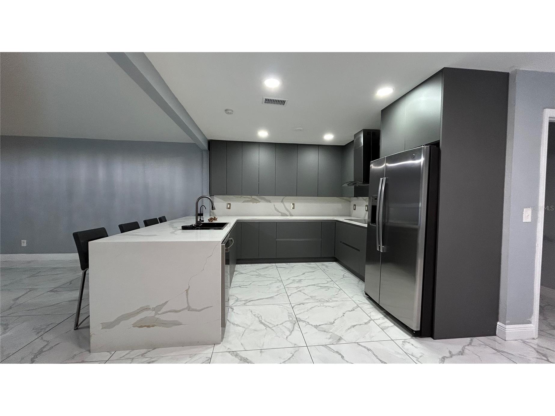6711 Webb Road Tampa FL 33615 TB8479619 image15