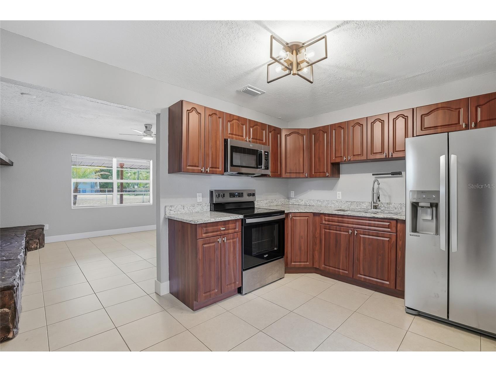 6712 River Road Tampa FL 33615 TB8497824 image12