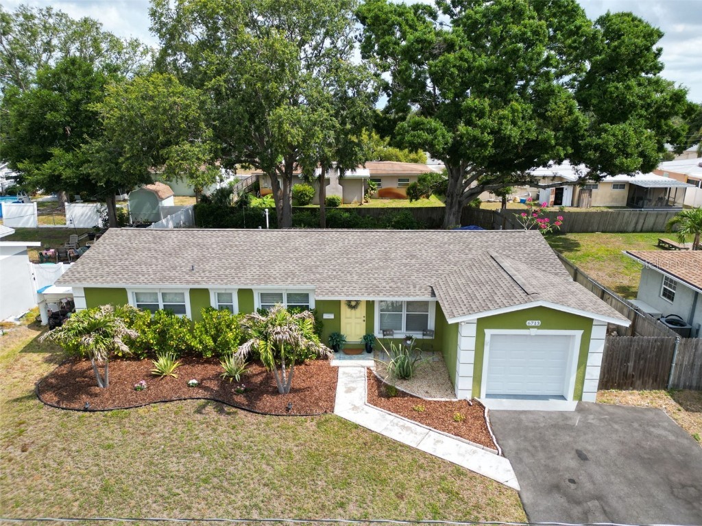 6713 31st Avenue N Saint Petersburg FL 33710 TB8384193 image1