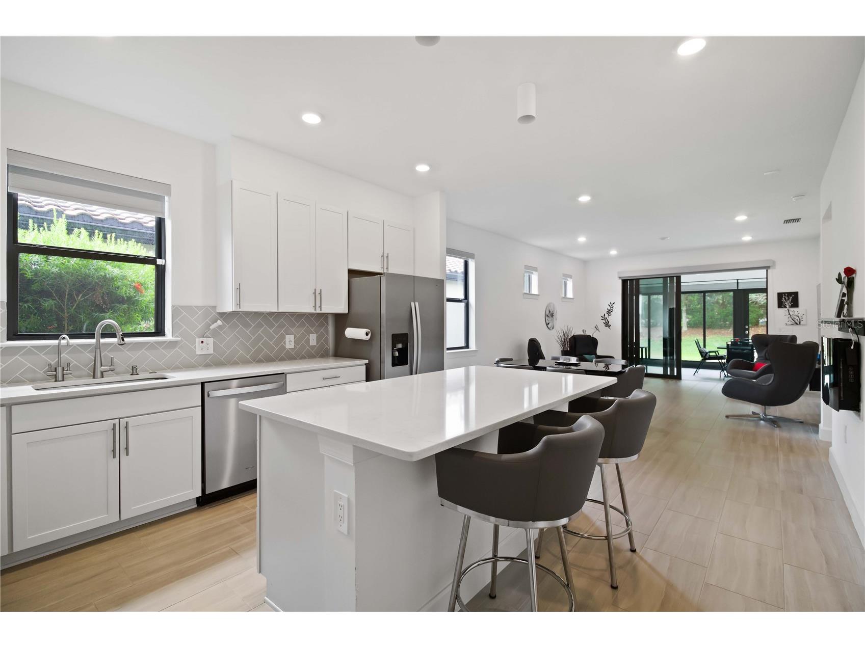 6713 Alstead Circle Lakewood Ranch FL 34202 N6143886 image3