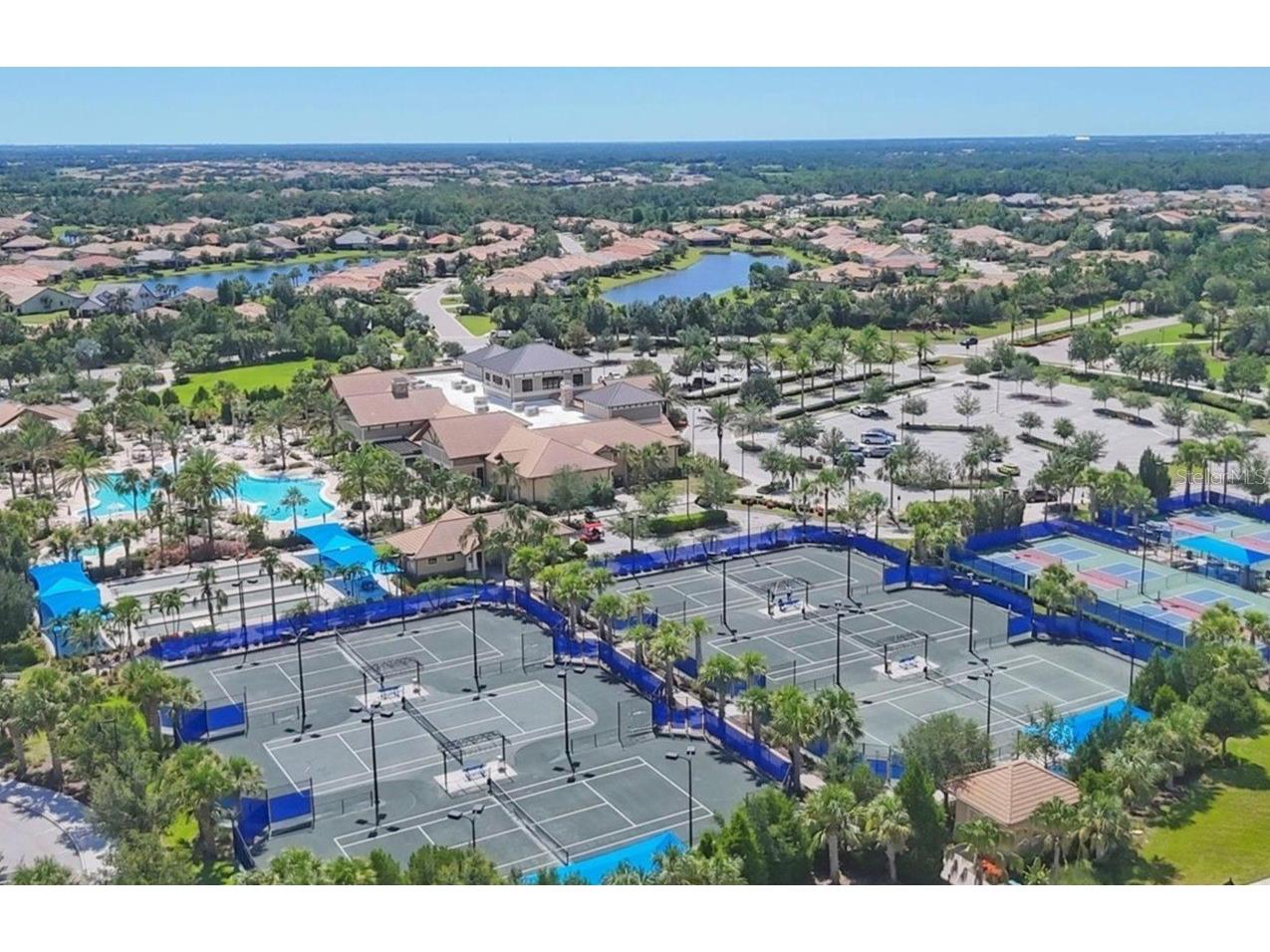 6713 Chester Trail Lakewood Ranch FL 34202 A4688515 image44