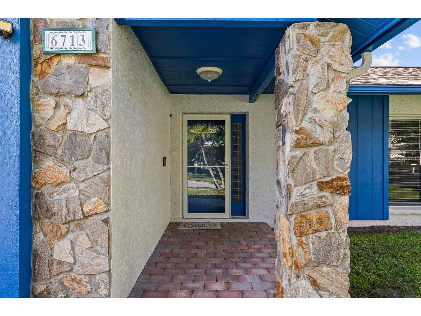 6713 Leeward Isle Way Tampa FL 33615 TB8486067 image5
