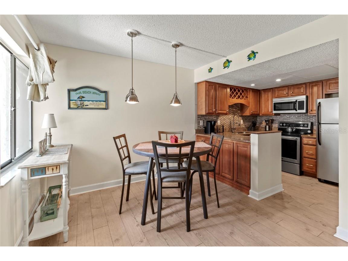 6713 Midnight Pass Road #4 Sarasota FL 34242 A4651929 image5