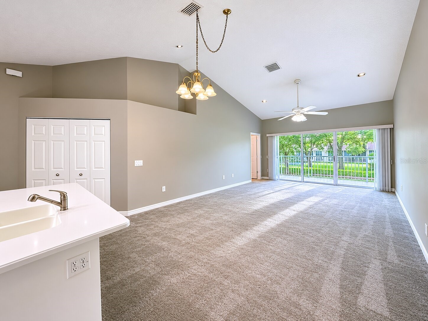 6714 Fairview Terrace #1-201 Bradenton FL 34203 A4695640 image2