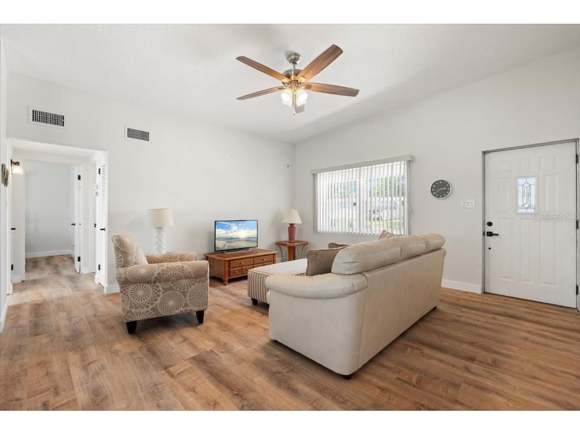 6715 Georgia Avenue Bradenton FL 34207 A4673287 image10