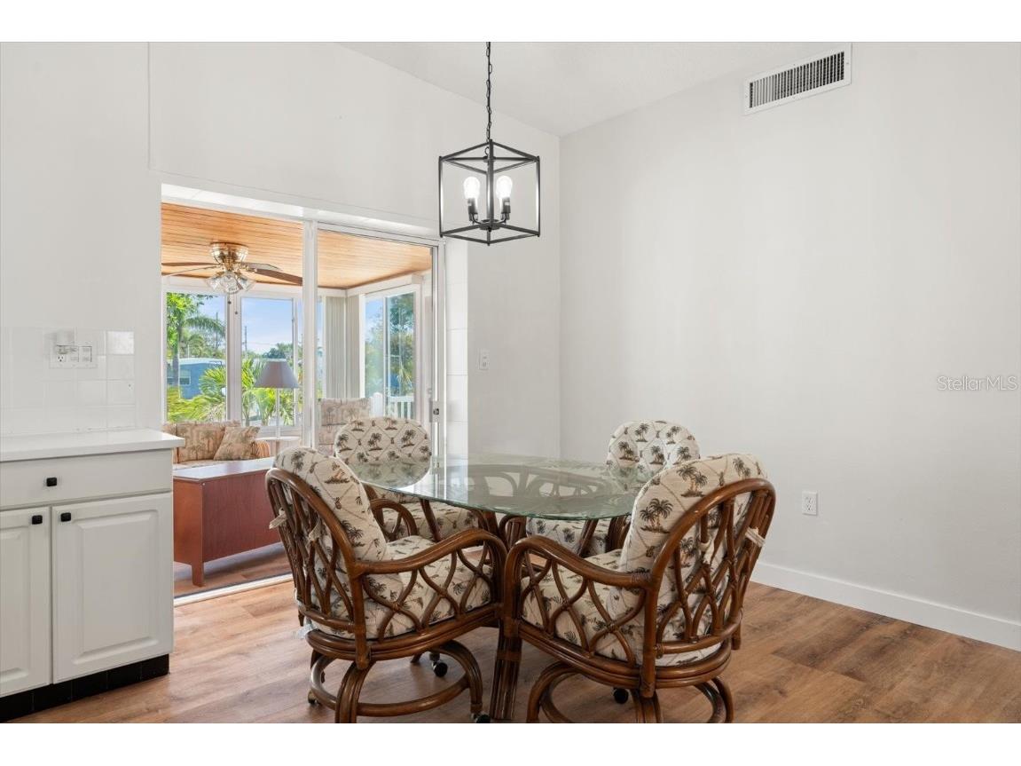 6715 Georgia Avenue Bradenton FL 34207 A4673287 image14