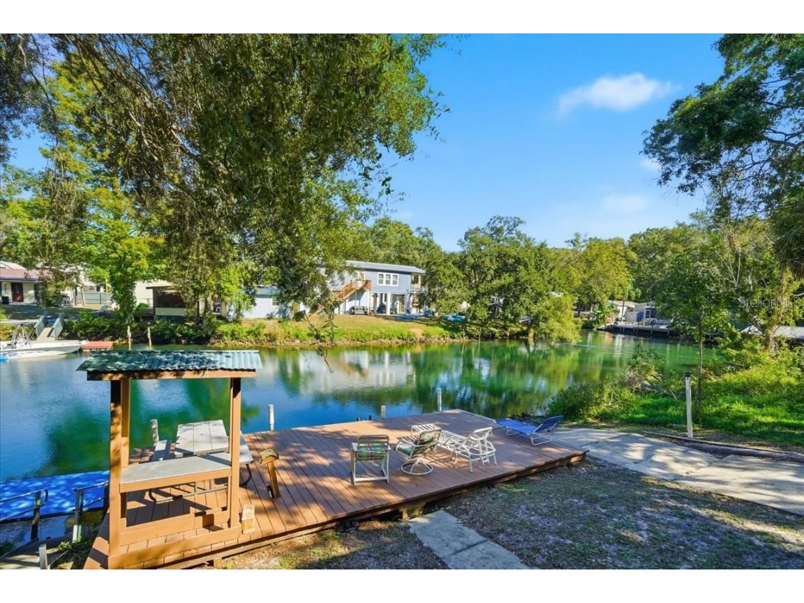 6715 W Richard Drive Weeki Wachee FL 34607 W7880298 image1