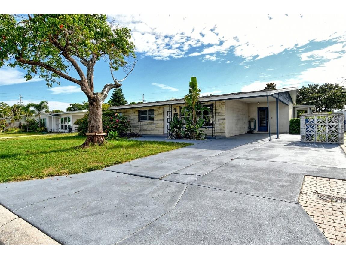 6715 Washington Place Bradenton FL 34207 A4623255 image1