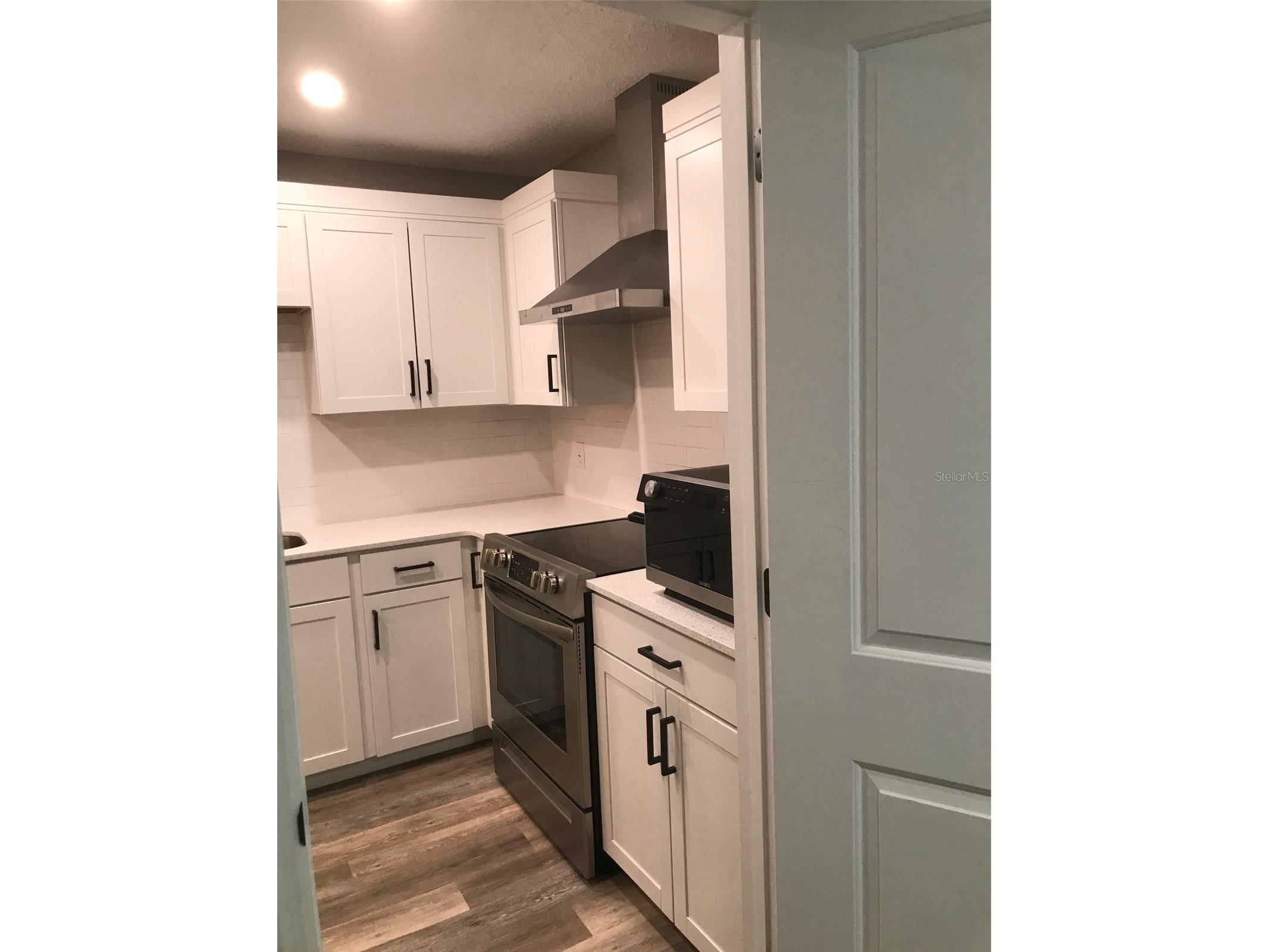 6716 S Dauphin Avenue Tampa FL 33611 TB8517357 image9