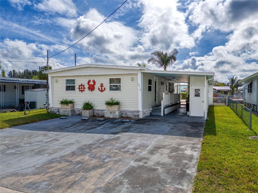 6716 Tower Drive Hudson FL 34667 W7860180 image1
