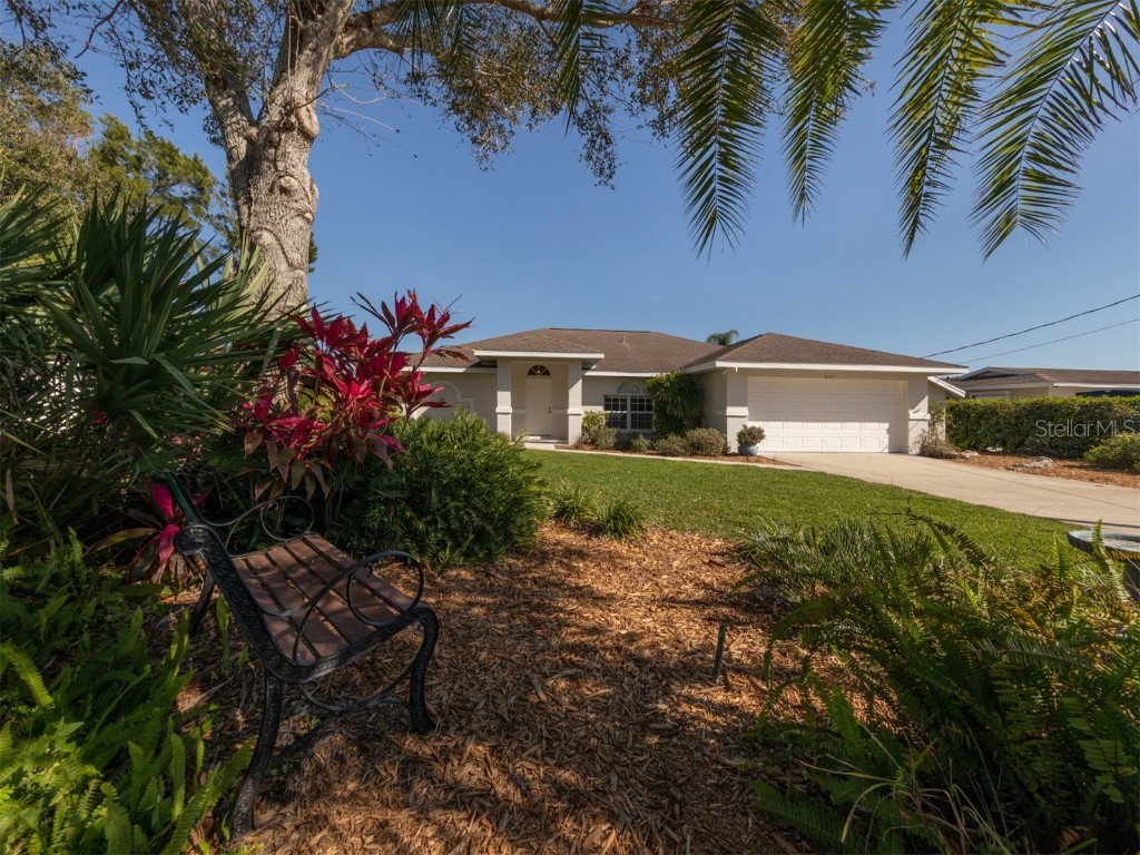 6717 3rd Street Court W Bradenton FL 34207 A4558507 image1