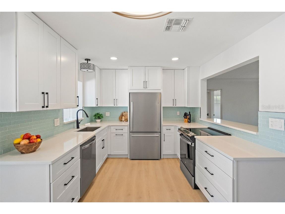 6719 3rd Avenue N Saint Petersburg FL 33710 TB8420250 image14