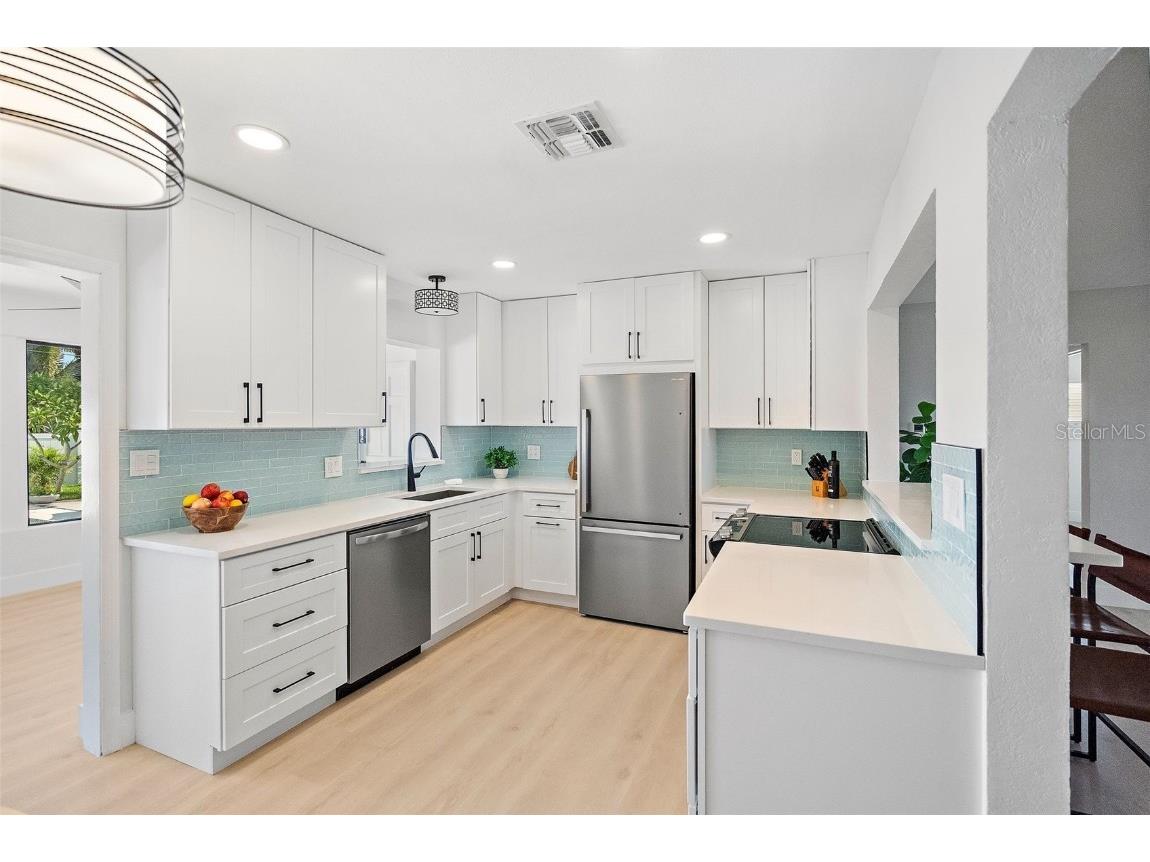 6719 3rd Avenue N Saint Petersburg FL 33710 TB8420250 image16