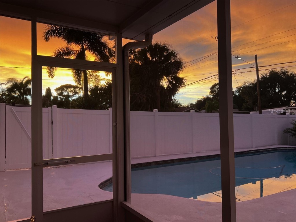 6719 3rd Avenue N Saint Petersburg FL 33710 TB8420250 image71