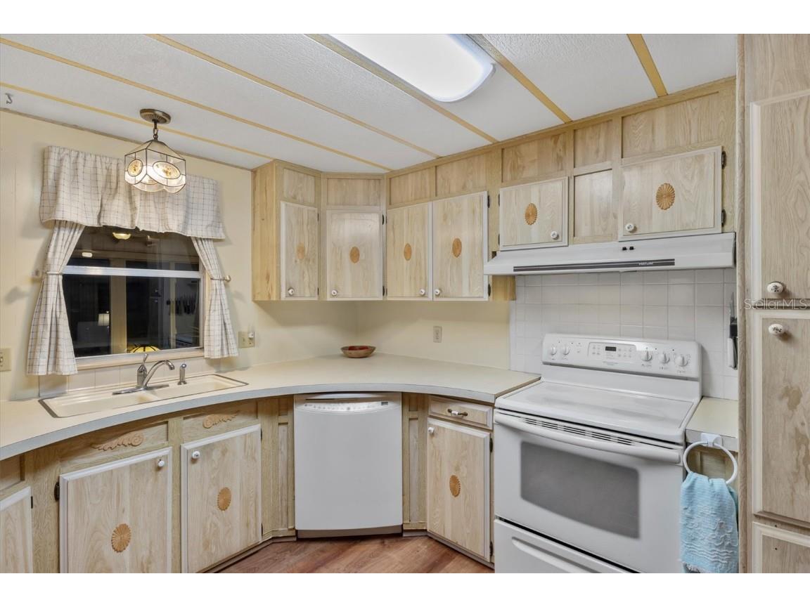 6719 Canterbury Drive NE Winter Haven FL 33881 - LAKE HENRY S5121197 image14