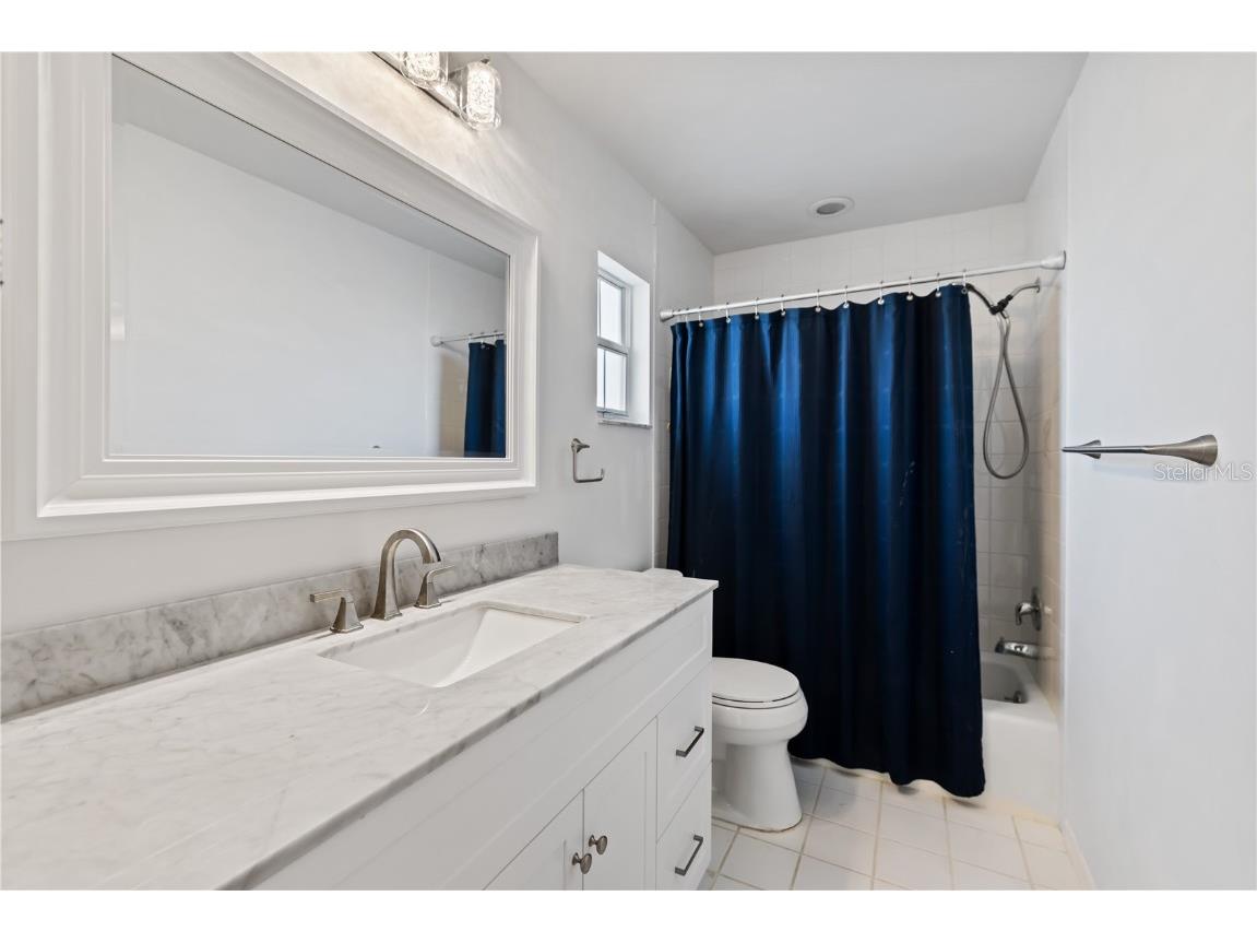 6719 Paseo Castille Sarasota FL 34238 A4673922 image27