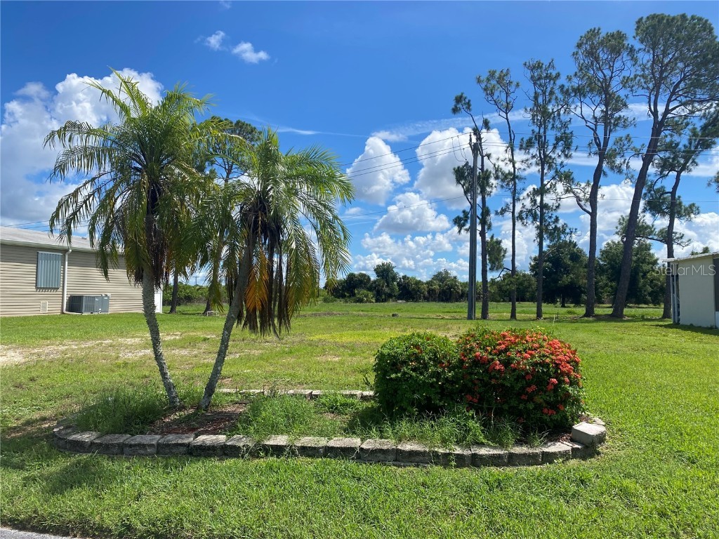 672 Alvarado North Port FL 34287 TB8402338 image3