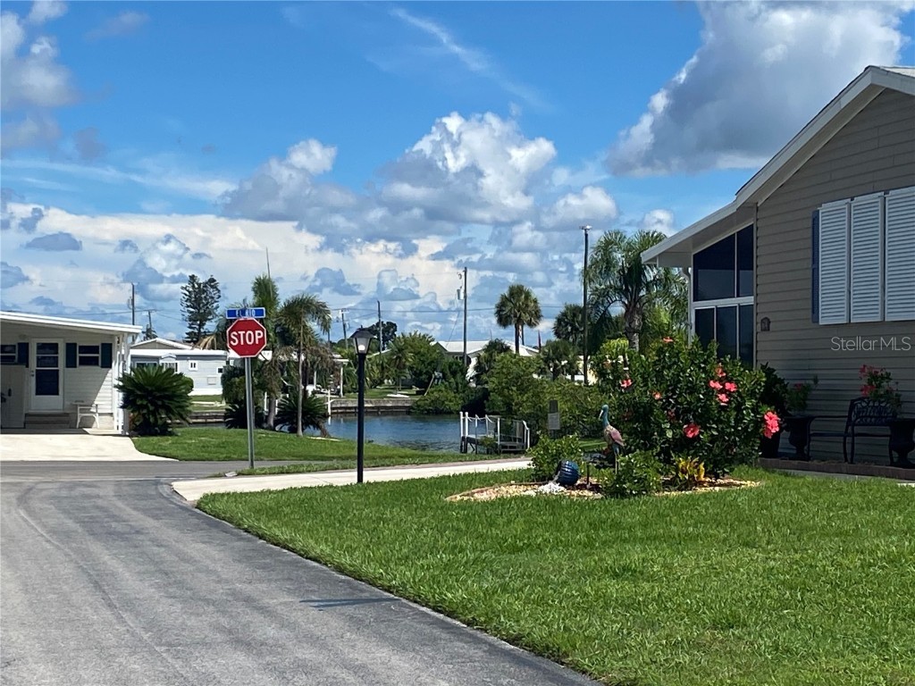 672 Alvarado North Port FL 34287 TB8402338 image4