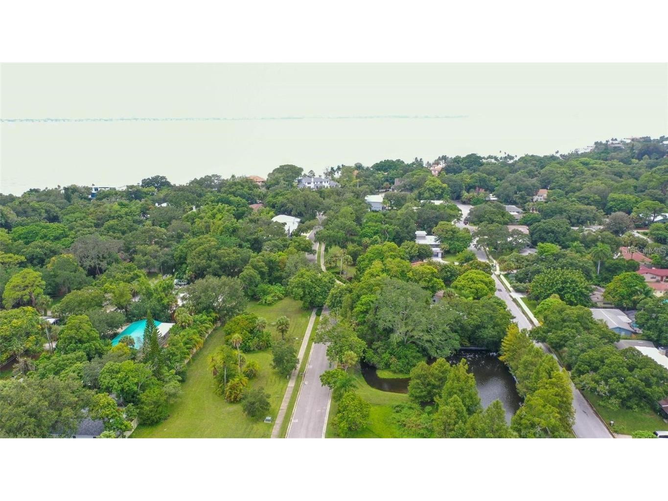 672 Bellora Way Sarasota FL 34234 A4552756 image1