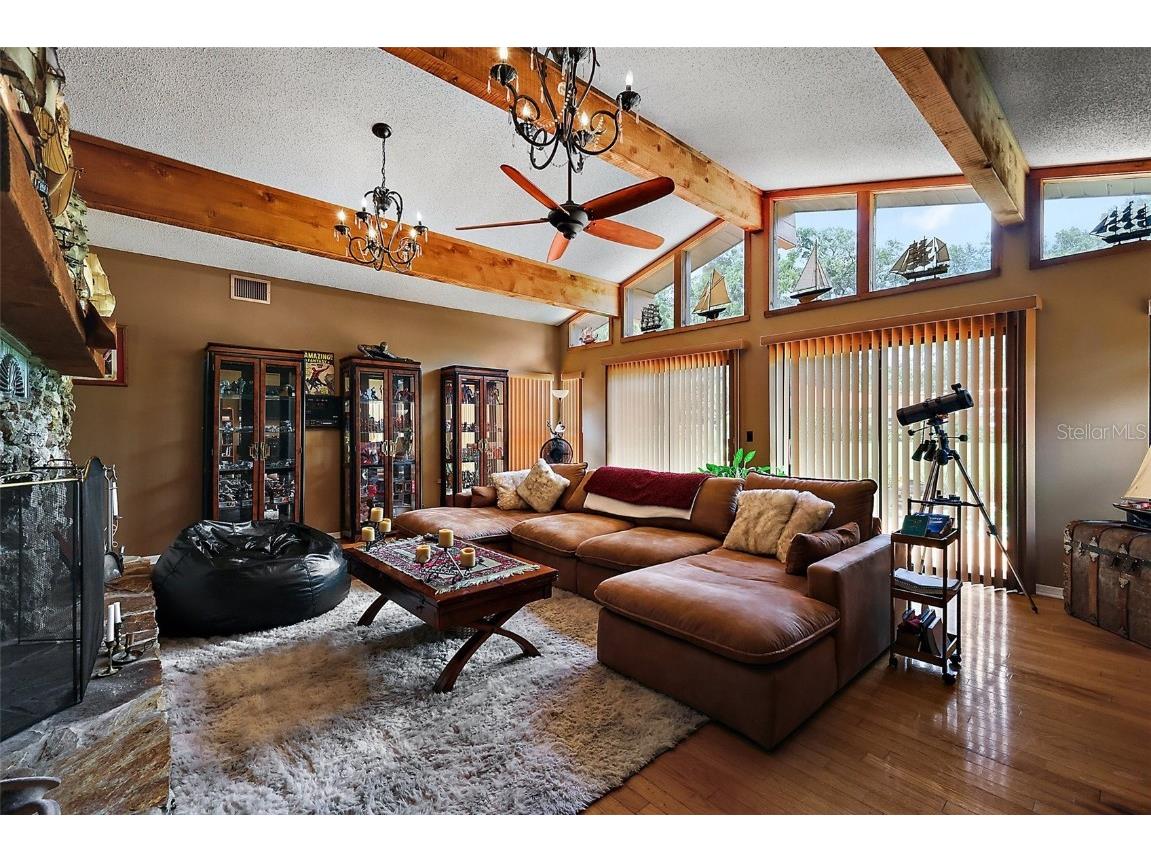 672 E Belt Avenue Bushnell FL 33513 G5098130 image4