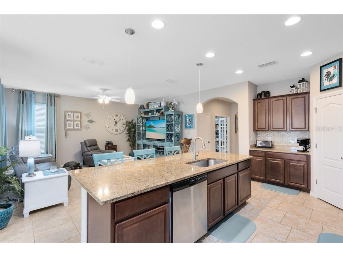 672 E Victoria Trails Boulevard Deland FL 32724 O6345412 image11