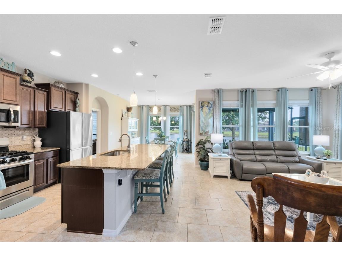 672 E Victoria Trails Boulevard Deland FL 32724 O6345412 image7