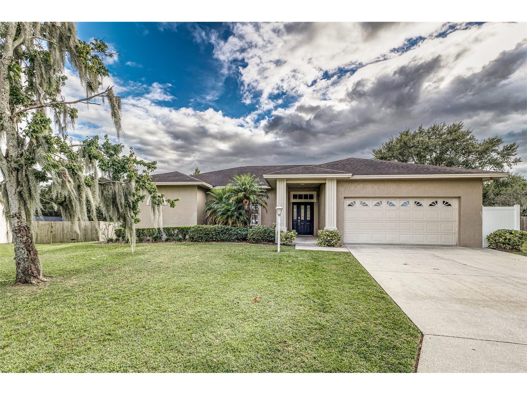 672 Jessanda Circle Lakeland FL 33813 L4956465 image1