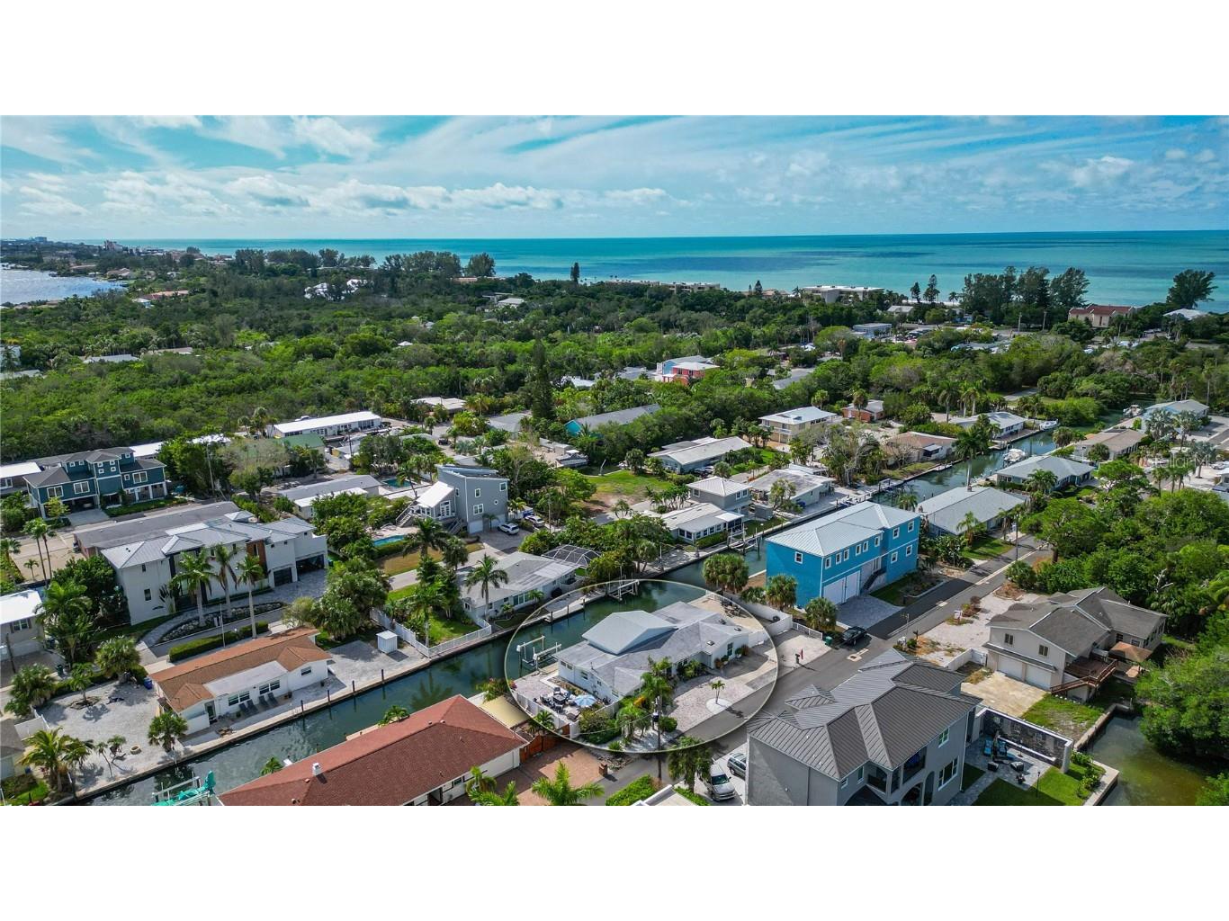672 Jungle Queen Way Longboat Key FL 34228 - SARASOTA BAY A4590748 image1