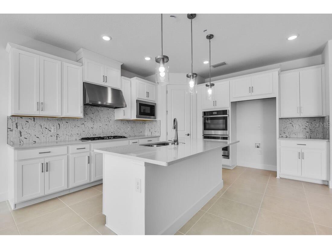 672 Junonia Boulevard New Smyrna Beach FL 32168 O6334874 image8