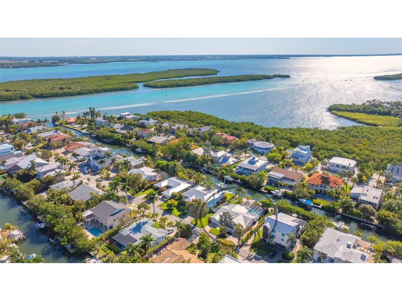 672 Marbury Lane Longboat Key FL 34228 A4606710 image1