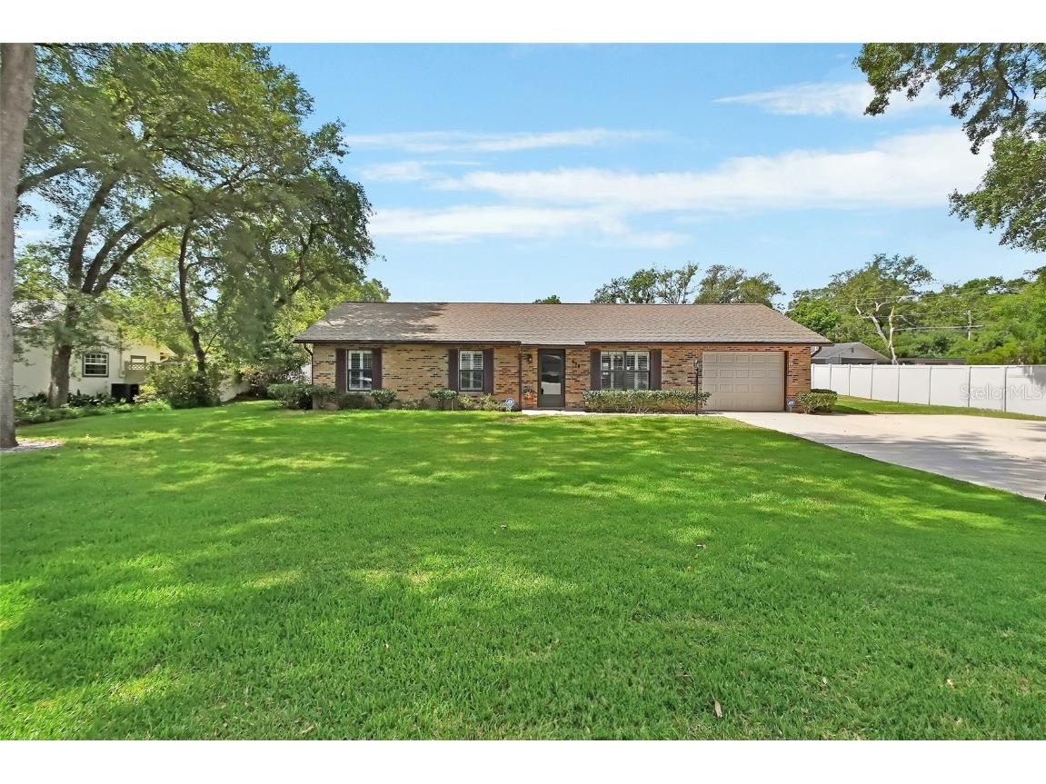 672 Swarthmore Drive Deland FL 32724 V4942469 image1