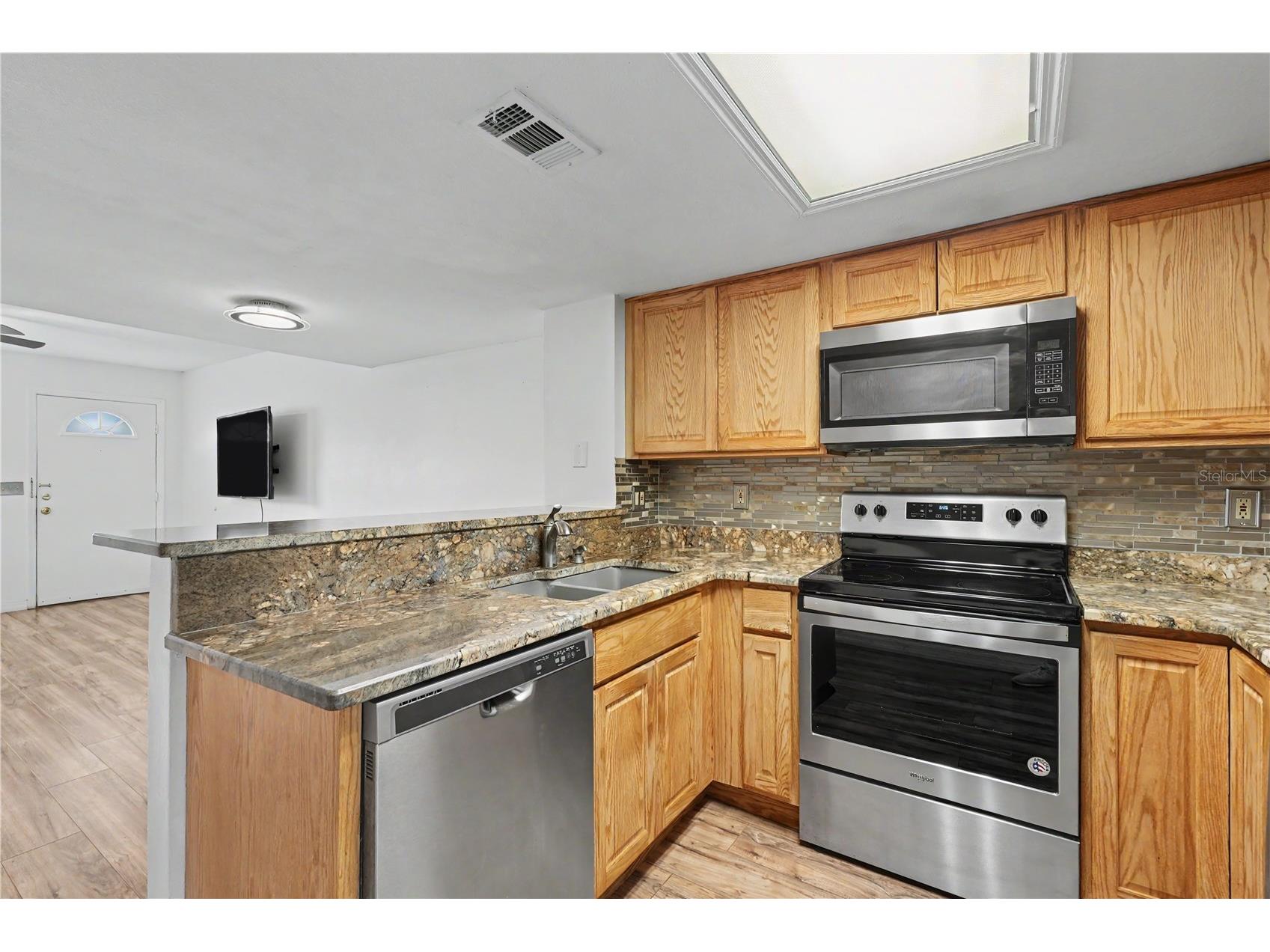 6721 121st Avenue #D Largo FL 33773 TB8529408 image17