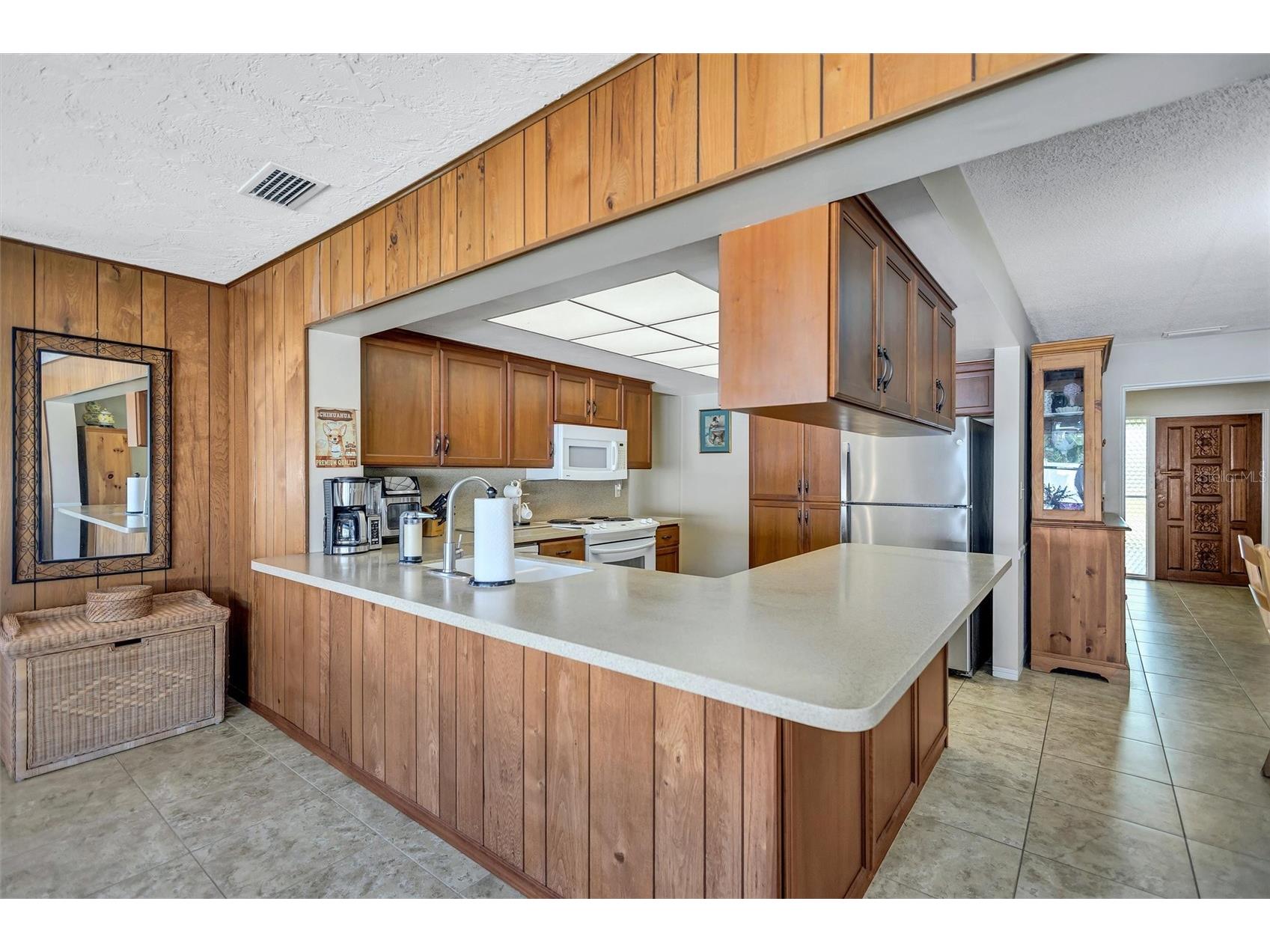 6721 13th Avenue N Saint Petersburg FL 33710 TB8437734 image12