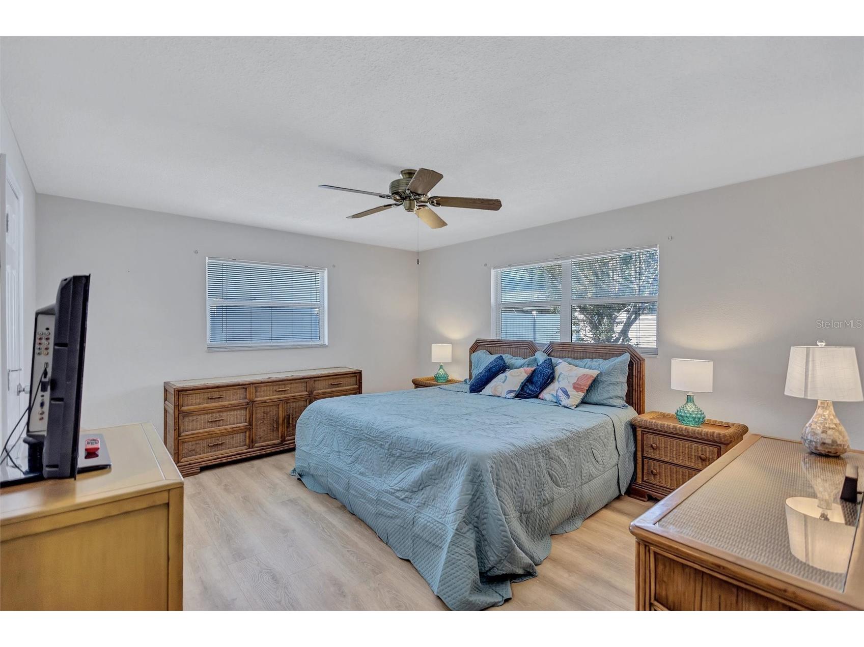 6721 13th Avenue N Saint Petersburg FL 33710 TB8437734 image26