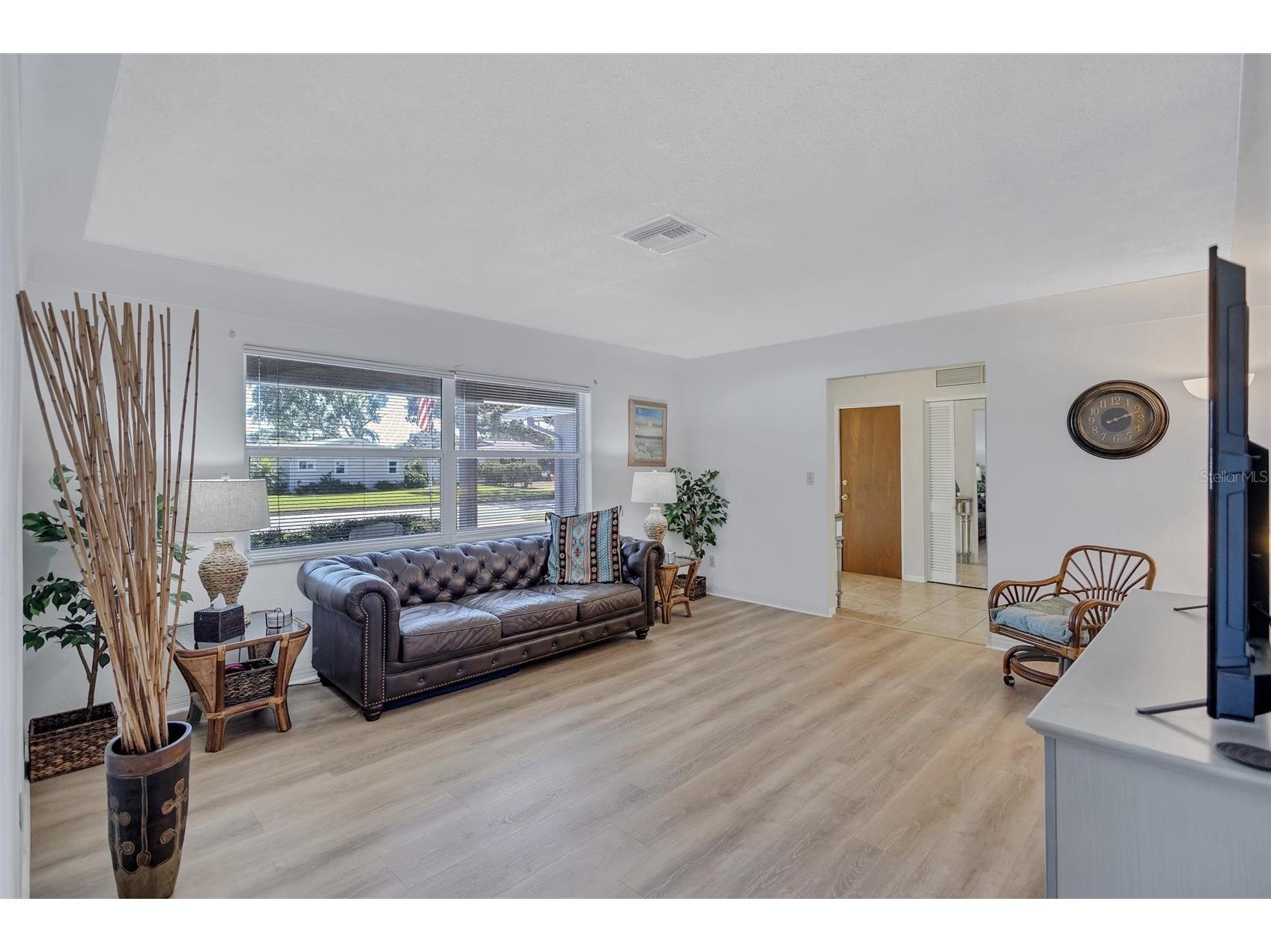 6721 13th Avenue N Saint Petersburg FL 33710 TB8437734 image7